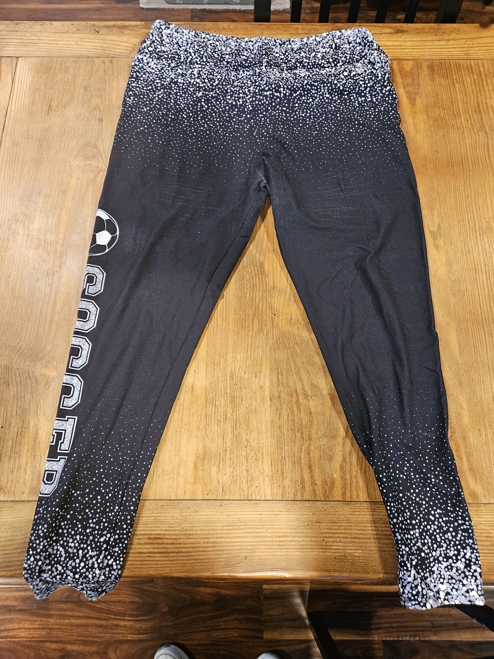 Source Unknown Black & White Soccer Graphic Leggings
